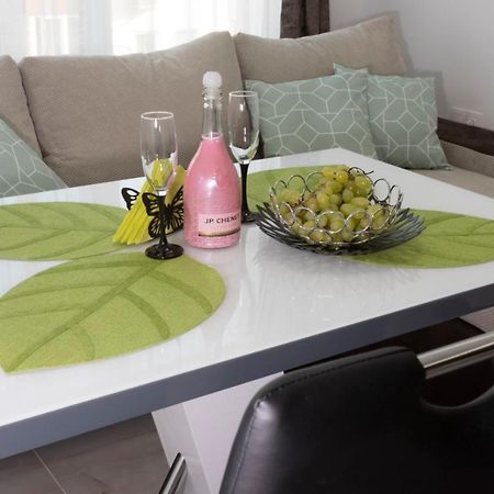 Apartmán Апартамент За Гости Ивви-2 Burgas City Exteriér fotografie